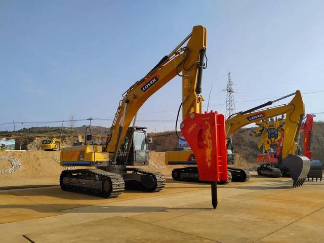 三晋矿科智典矿用挖掘机:高效智能矿山作业解决方案 三晋矿科智典矿用挖掘机:高效智能矿山作业解决方案