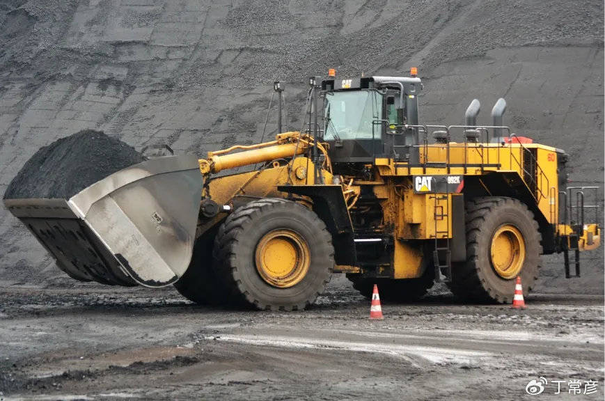 三晋矿科智典矿用智能转载机指南:轻松掌握操作与维护,提升采矿效率 三晋矿科智典矿用智能转载机指南:轻松掌握操作与维护,提升采矿效率