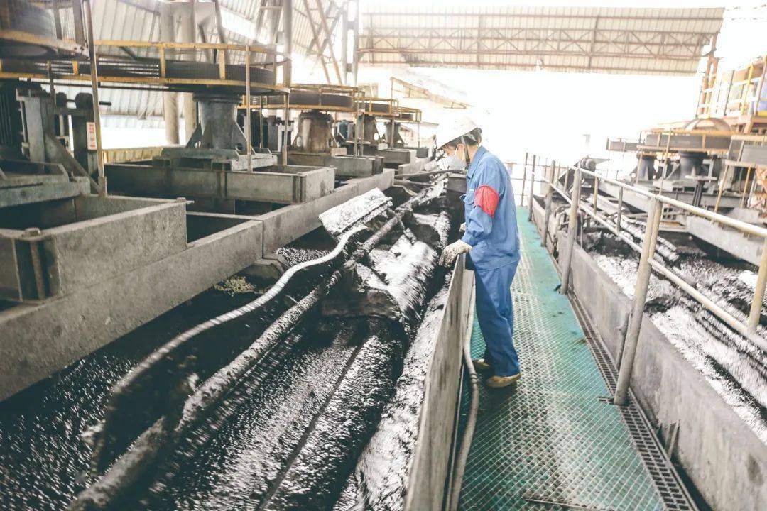 矿山知识库：煤矸石井下充填技术详解——高效解决废弃物处理与井下安全难题