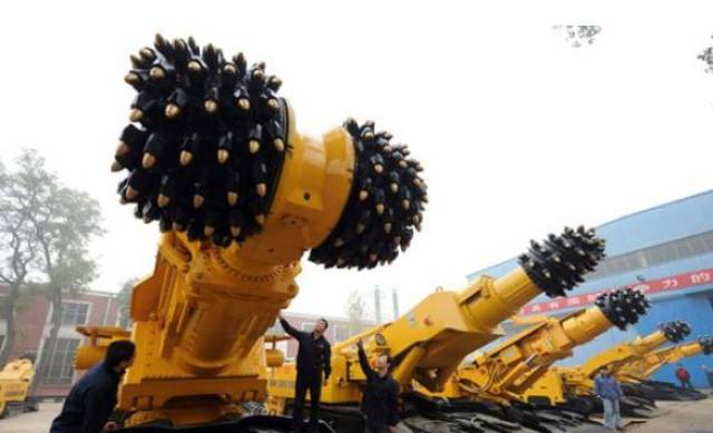 智能装备技术:掘进机截齿优化 - 提升效率与寿命的智能解决方案 智能装备技术:掘进机截齿优化 - 提升效率与寿命的智能解决方案